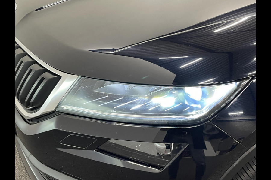 Škoda Kodiaq 1.5 TSI Sportline Business Airco ECC Navi Carplay 19" LM Velgen Leder/Alcantara PDC VA+ 360 Camera Stoelverwarming voor & achter