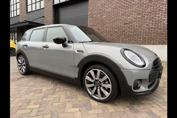 MINI Clubman 1.5 Cooper / 136 PK / BMW dealer onderhouden / 1e Eigenaar / Navigatie / ALL-Season / NED-MINI