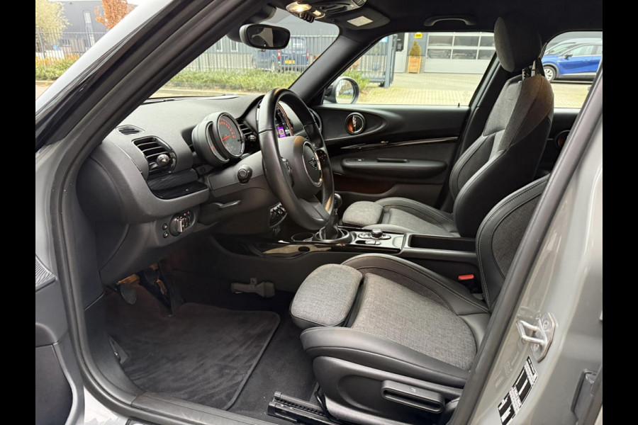 MINI Clubman 1.5 Cooper / 136 PK / BMW dealer onderhouden / 1e Eigenaar / Navigatie / ALL-Season / NED-MINI