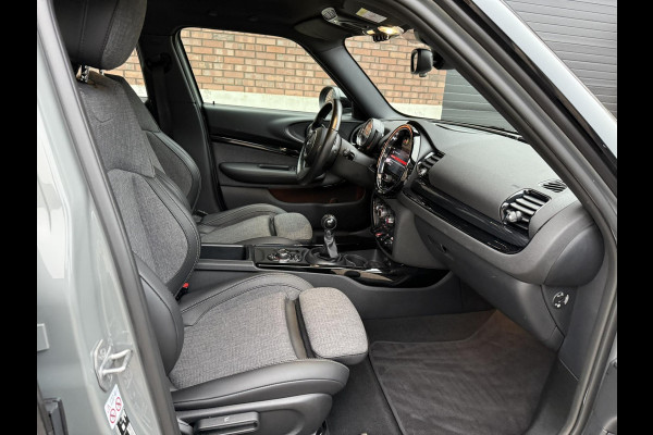 MINI Clubman 1.5 Cooper / 136 PK / BMW dealer onderhouden / 1e Eigenaar / Navigatie / ALL-Season / NED-MINI