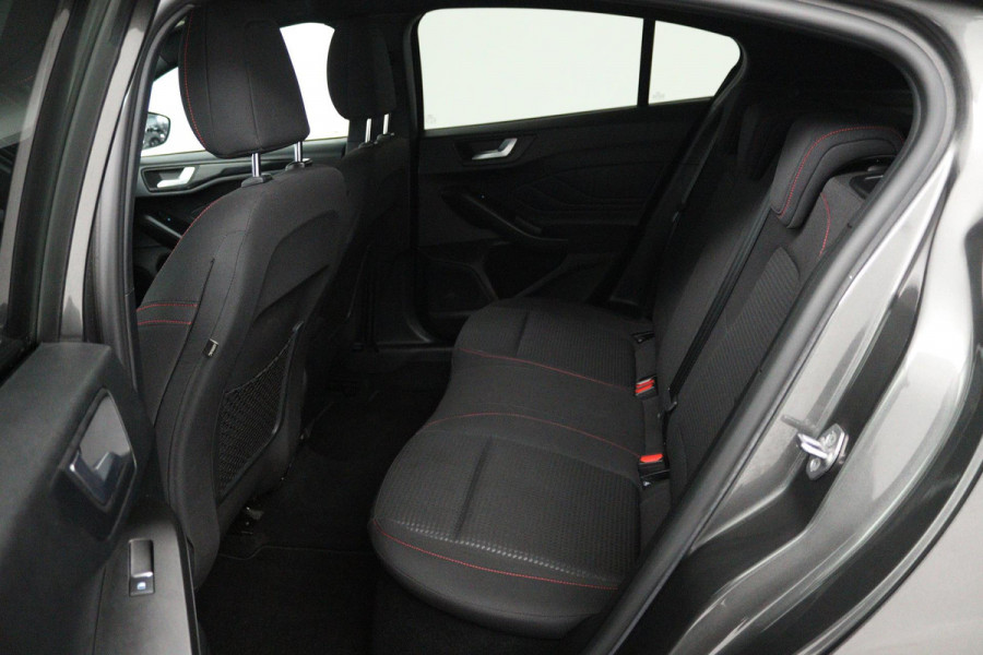 Ford Focus 1.0 EcoBoost Hybrid ST Line X Business (CAMERA, STOEL/STUUR VERWARMING, LANE-ASSIST, CRUISE CONTROL ADAPTIEF)