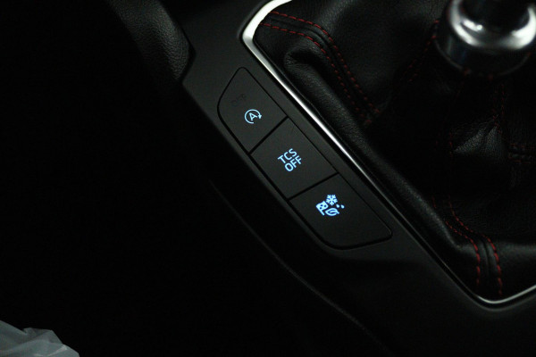 Ford Focus 1.0 EcoBoost Hybrid ST Line X Business (CAMERA, STOEL/STUUR VERWARMING, LANE-ASSIST, CRUISE CONTROL ADAPTIEF)