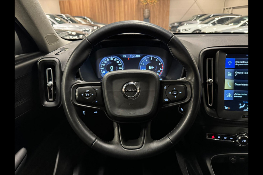 Volvo XC40 1.5 T3 163PK Momentum, Navi, Cruise, PDC, Clima, Voll Led, Bluetooth/Tel, Volledig Onderhouden