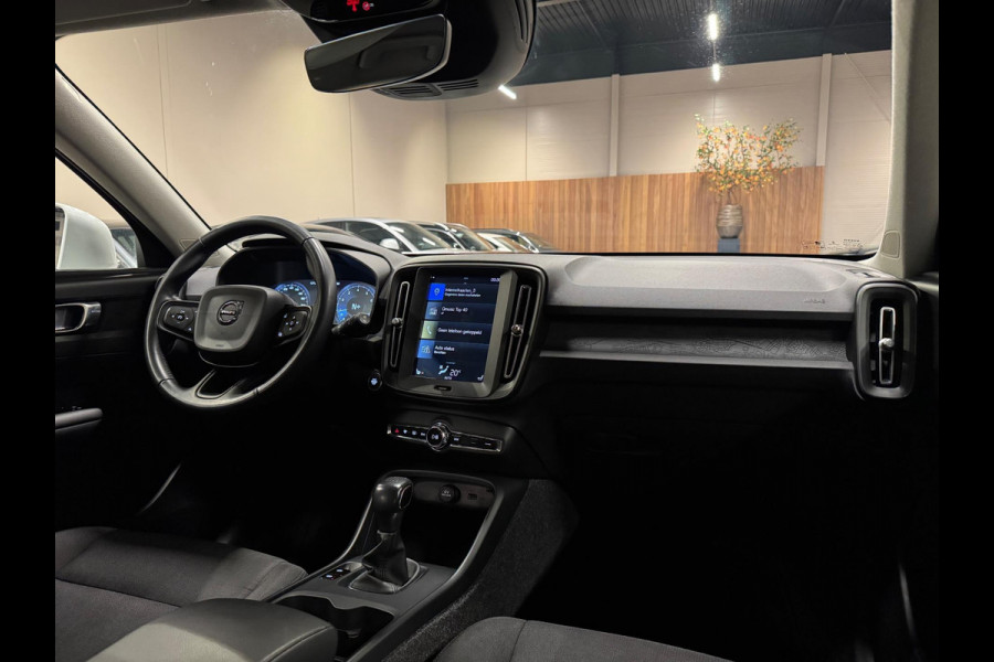 Volvo XC40 1.5 T3 163PK Momentum, Navi, Cruise, PDC, Clima, Voll Led, Bluetooth/Tel, Volledig Onderhouden