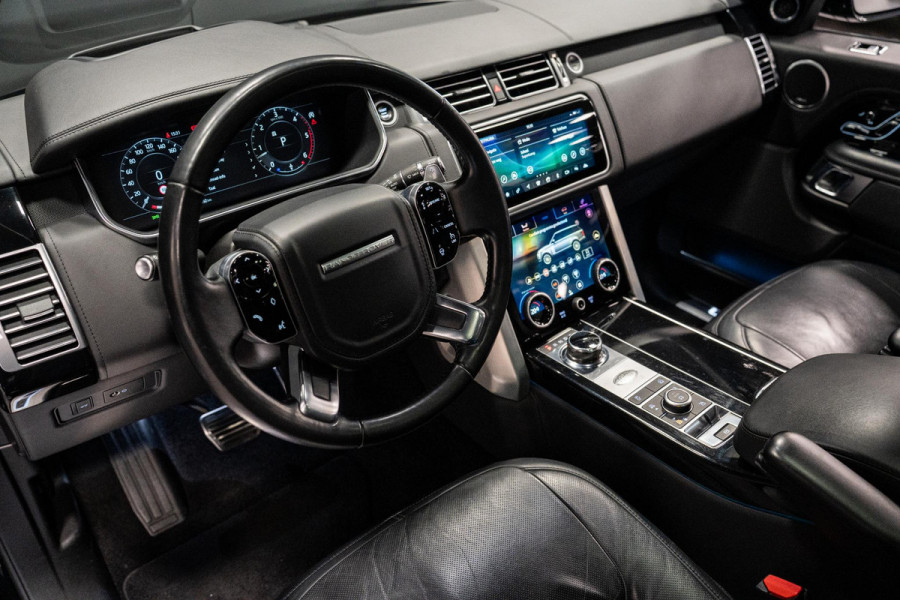 Land Rover Range Rover 3.0 TDV6 Autobiography *Meridian / Panoramadak / Stoelventilatie / Massage / Standkachel / Carplay / Head-up