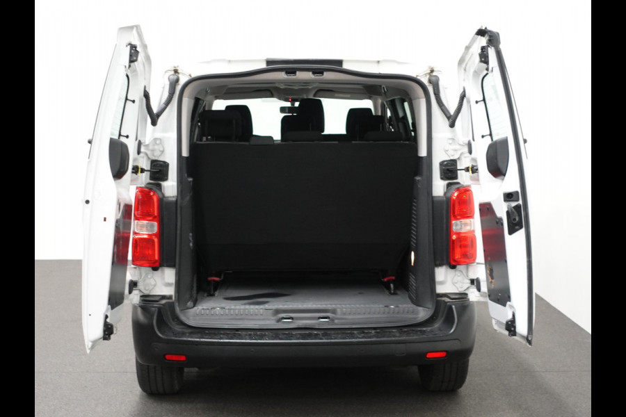 Opel Vivaro Combi 1.5 CDTI L2H1 Cruise Control  Parkeersensoren Achter  Bluetooth Airco Voor en Achter  Schuifdeur Rechts en Links