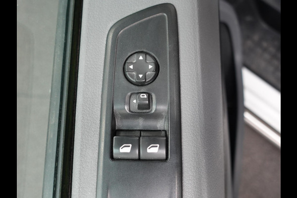 Opel Vivaro Combi 1.5 CDTI L2H1 Cruise Control  Parkeersensoren Achter  Bluetooth Airco Voor en Achter  Schuifdeur Rechts en Links