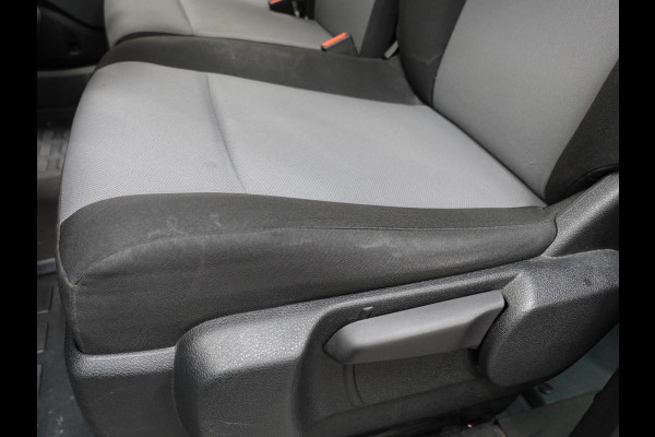 Opel Vivaro Combi 1.5 CDTI L2H1 Cruise Control  Parkeersensoren Achter  Bluetooth Airco Voor en Achter  Schuifdeur Rechts en Links