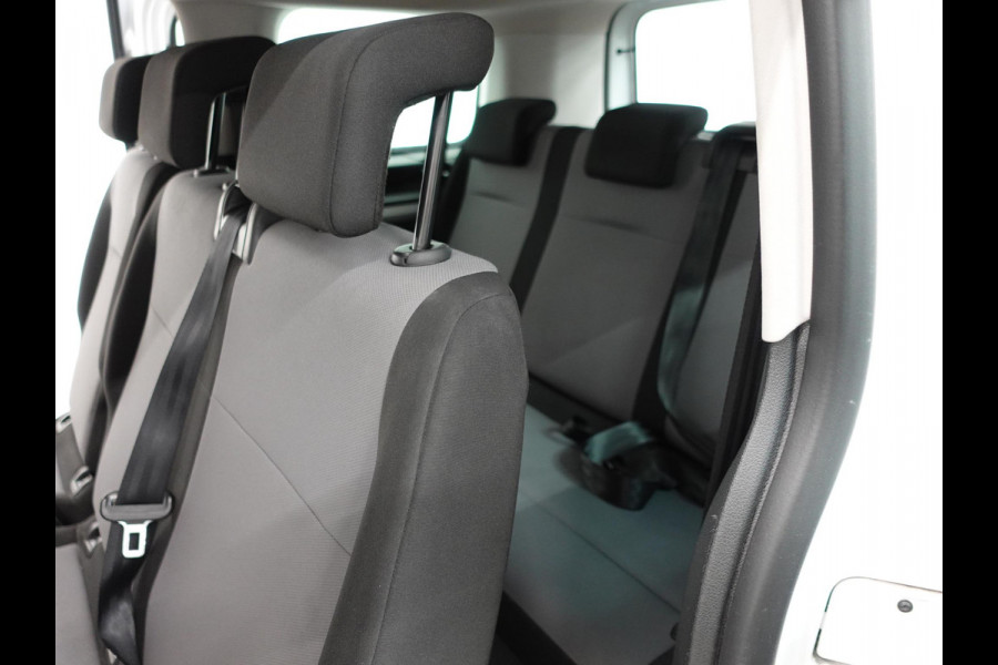 Opel Vivaro Combi 1.5 CDTI L2H1 Cruise Control  Parkeersensoren Achter  Bluetooth Airco Voor en Achter  Schuifdeur Rechts en Links