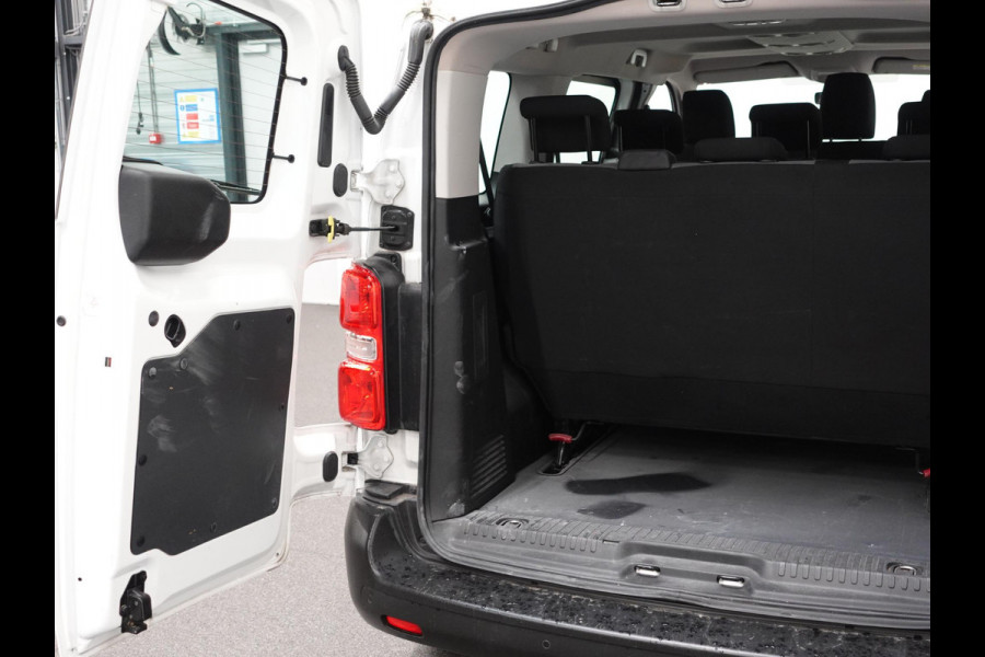 Opel Vivaro Combi 1.5 CDTI L2H1 Cruise Control  Parkeersensoren Achter  Bluetooth Airco Voor en Achter  Schuifdeur Rechts en Links