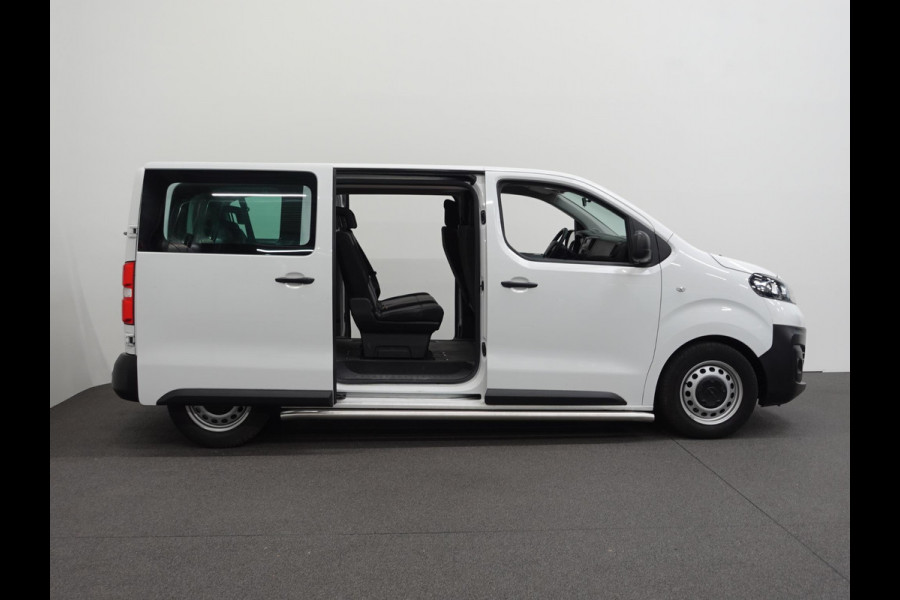 Opel Vivaro Combi 1.5 CDTI L2H1 Cruise Control  Parkeersensoren Achter  Bluetooth Airco Voor en Achter  Schuifdeur Rechts en Links