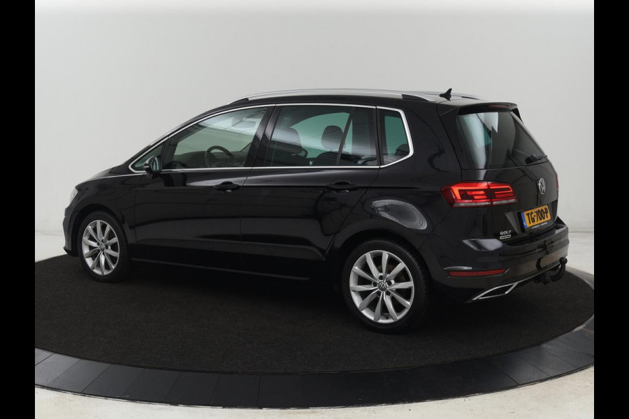 Volkswagen Golf Sportsvan 1.5 TSI Highline Edition | Stoelverwarming | Trekhaak | Massage | Camera | Carplay | Full LED | Adaptive cruise | Navigatie | Climate control