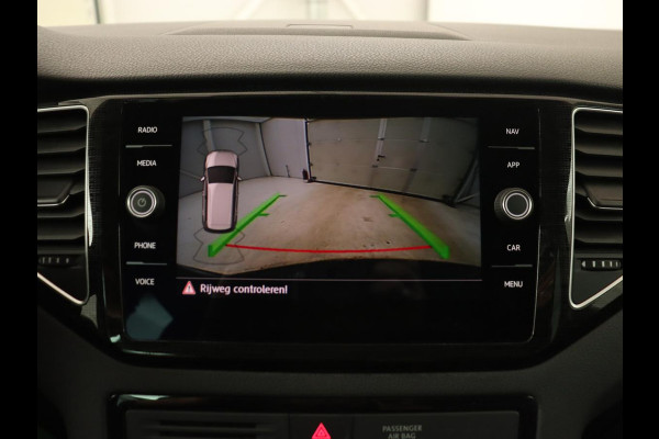 Volkswagen Golf Sportsvan 1.5 TSI Highline Edition | Stoelverwarming | Trekhaak | Massage | Camera | Carplay | Full LED | Adaptive cruise | Navigatie | Climate control