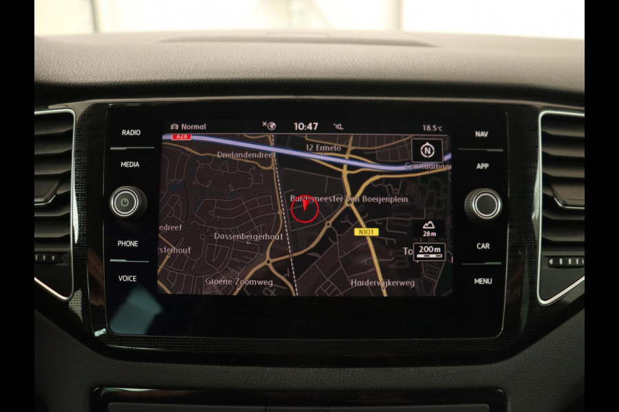 Volkswagen Golf Sportsvan 1.5 TSI Highline Edition | Stoelverwarming | Trekhaak | Massage | Camera | Carplay | Full LED | Adaptive cruise | Navigatie | Climate control