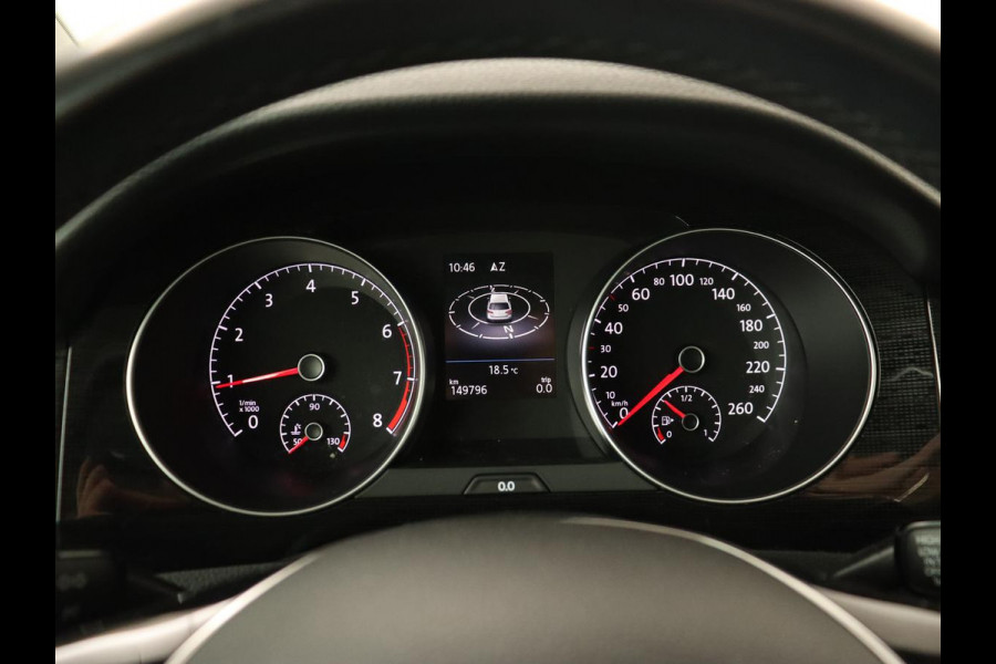 Volkswagen Golf Sportsvan 1.5 TSI Highline Edition | Stoelverwarming | Trekhaak | Massage | Camera | Carplay | Full LED | Adaptive cruise | Navigatie | Climate control