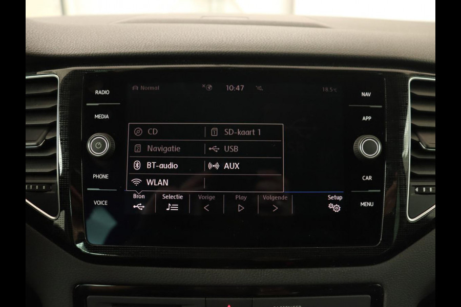 Volkswagen Golf Sportsvan 1.5 TSI Highline Edition | Stoelverwarming | Trekhaak | Massage | Camera | Carplay | Full LED | Adaptive cruise | Navigatie | Climate control