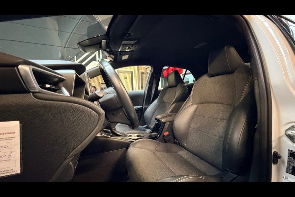 Toyota Corolla 1.8 Hybrid Business Plus BTW|AUTOMAAT|KEYLESS|CAMERA|LED|DEALERONDERHOUDEN|NAP|NLAUTO|HALF LEDER|TREKHAAK|STOELVERW