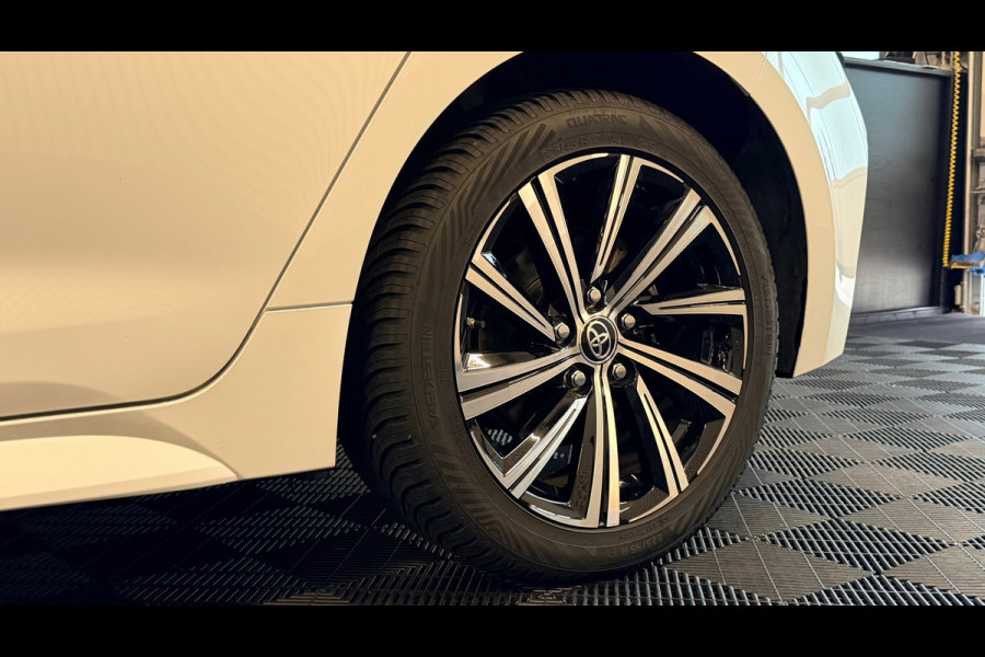 Toyota Corolla 1.8 Hybrid Business Plus BTW|AUTOMAAT|KEYLESS|CAMERA|LED|DEALERONDERHOUDEN|NAP|NLAUTO|HALF LEDER|TREKHAAK|STOELVERW