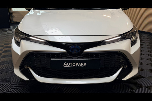 Toyota Corolla 1.8 Hybrid Business Plus BTW|AUTOMAAT|KEYLESS|CAMERA|LED|DEALERONDERHOUDEN|NAP|NLAUTO|HALF LEDER|TREKHAAK|STOELVERW