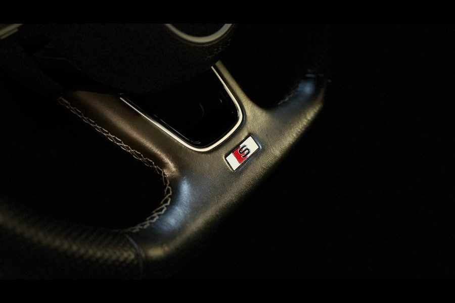 Audi S3 Sportback 2.0 TFSI S3 quattro Edition One Panoramadak/Sfeerverlichting/Carplay/ACC/Stoelverwarming/Dealeronderhouden/310PK