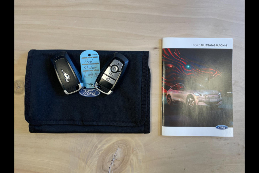 Ford Mustang Mach-E RWD 75 kWh|AFN. TREKHAAK|LEDER|ACC|B&O AUDIO|360 CAMERA|CARPLAY|STOEL-, STUURVERW.|NL-AUTO|1e EIG.|INCL. BTW|