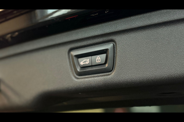 BMW 3 Serie Touring 330e High Executive M-SPORT BTW/PANO/HUD/KEYLESS/SFEERVERLICHTING/CARPLAY/DEALERONDERHOUDEN/BOMVOL!