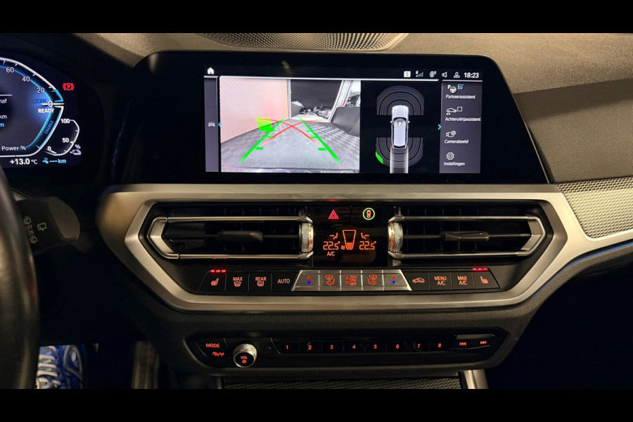 BMW 3 Serie Touring 330e High Executive M-SPORT BTW/PANO/HUD/KEYLESS/SFEERVERLICHTING/CARPLAY/DEALERONDERHOUDEN/BOMVOL!