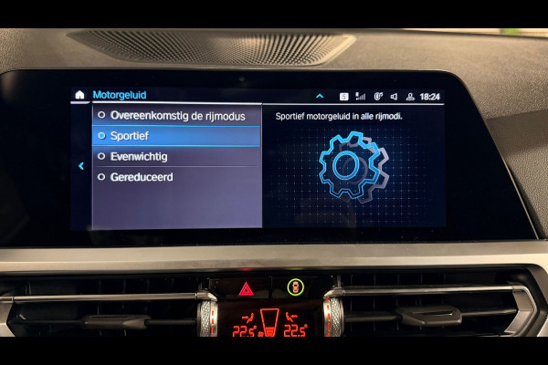 BMW 3 Serie Touring 330e High Executive M-SPORT BTW/PANO/HUD/KEYLESS/SFEERVERLICHTING/CARPLAY/DEALERONDERHOUDEN/BOMVOL!