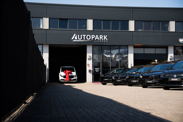 BMW 3 Serie Touring 330e High Executive M-SPORT BTW/PANO/HUD/KEYLESS/SFEERVERLICHTING/CARPLAY/DEALERONDERHOUDEN/BOMVOL!