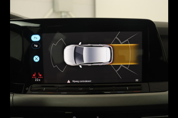 Volkswagen Golf 1.5 eTSI Life | Stoelverwarming | Carplay | Massage | Adaptive cruise | Navigatie | Sfeerverlichting | Parkeerhulp | Full LED | Memory