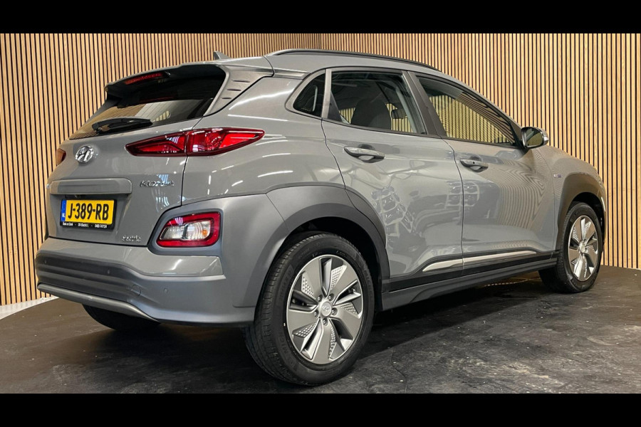 Hyundai Kona EV Comfort Smart 39 kWh|3-FASE|100% SOH|ACC|CARPLAY|CAMERA|CLIMATE,CRUISE CONTROL|1e EIG.|NL-AUTO|NAP|INCL.BTW|