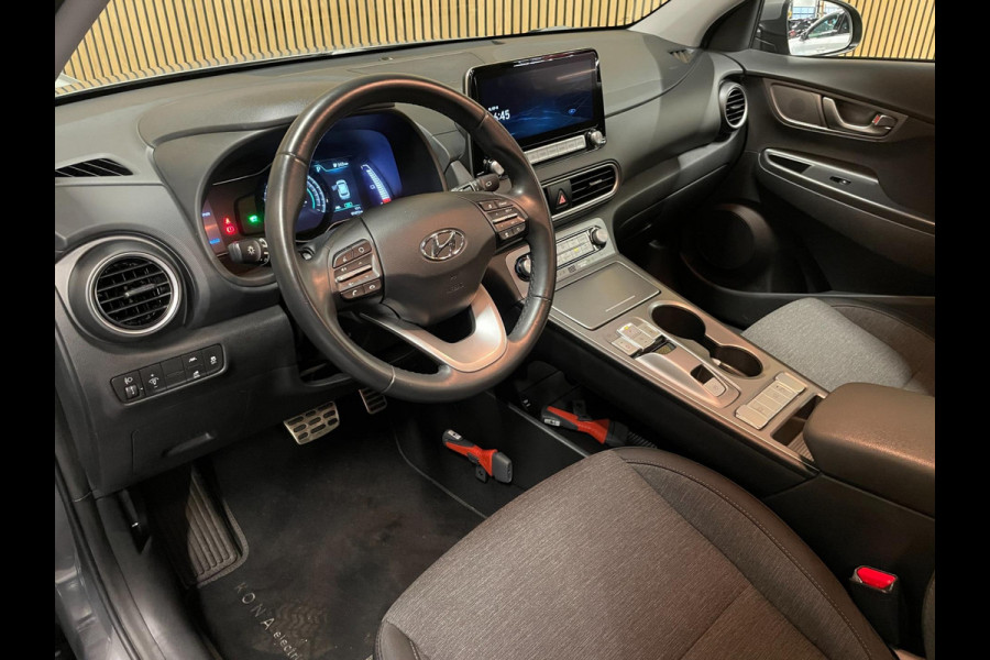 Hyundai Kona EV Comfort Smart 39 kWh|3-FASE|100% SOH|ACC|CARPLAY|CAMERA|CLIMATE,CRUISE CONTROL|1e EIG.|NL-AUTO|NAP|INCL.BTW|