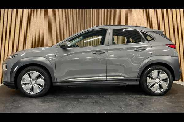 Hyundai Kona EV Comfort Smart 39 kWh|3-FASE|100% SOH|ACC|CARPLAY|CAMERA|CLIMATE,CRUISE CONTROL|1e EIG.|NL-AUTO|NAP|INCL.BTW|