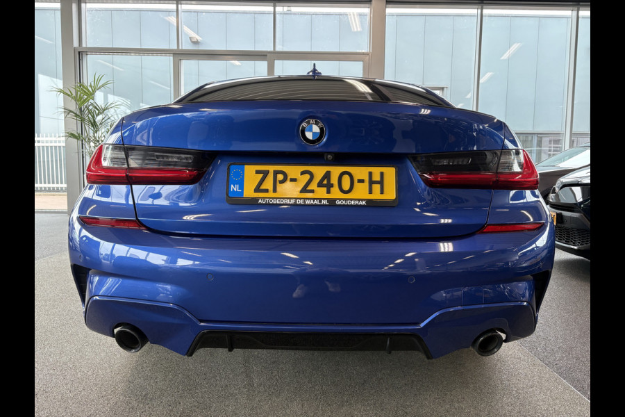 BMW 3-serie 330i M-Sport 260pk Automaat High Exec.Edition SCHUIFDAK/HARMANKARDON/LEDER/360CAMERA/HUD/19INCH