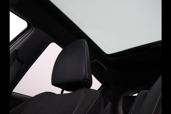 Toyota Yaris 1.5 Hybrid Executive | Panoramadak | Cruise Control | Dealer onderhouden