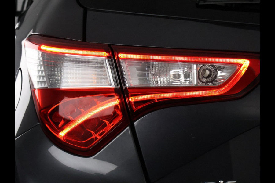 Toyota Yaris 1.5 Hybrid Executive | Panoramadak | Cruise Control | Dealer onderhouden