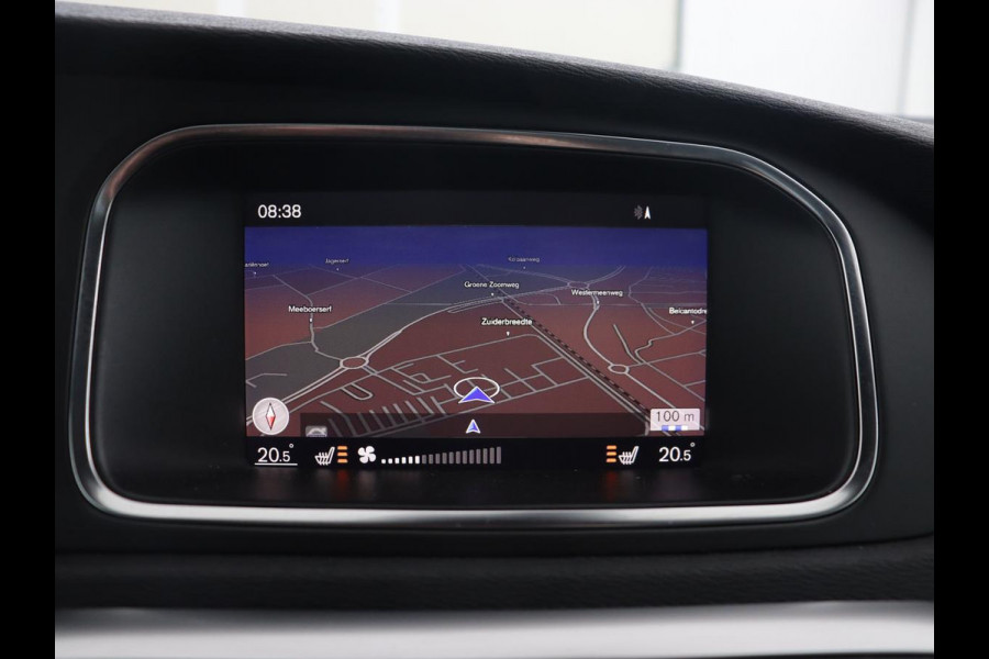 Volvo V40 1.5 T3 Polar+ Sport | Panoramadak | Stoelverwarming | Camera | Full LED | Navigatie | Park Assist | Harman/Kardon | Keyless | R Design