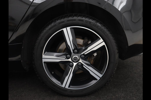 Volvo V40 1.5 T3 Polar+ Sport | Panoramadak | Stoelverwarming | Camera | Full LED | Navigatie | Park Assist | Harman/Kardon | Keyless | R Design