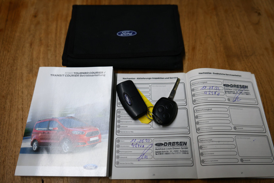 Ford Tourneo Courier 1.0 Titanium 1eEIG! BT NAVI CAMERA DAB STOELVW CLIMA '18