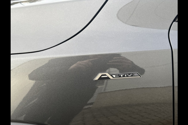 Ford FOCUS Wagon 1.0 EBH Active X 155PK AUTOMAAT! PANODAK! DRIVERPACK!
