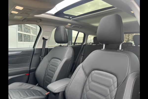 Ford FOCUS Wagon 1.0 EBH Active X 155PK AUTOMAAT! PANODAK! DRIVERPACK!