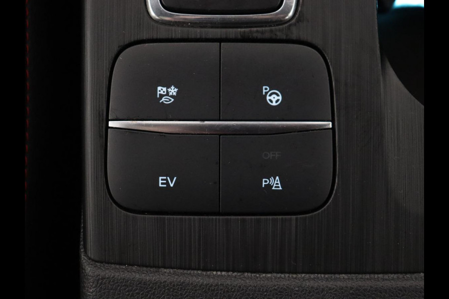 Ford Kuga 2.5 PHEV ST-Line X | Panoramadak | Head-Up | Trekhaak | Stoelverwarming | 360 Camera | B&O Sound | Carplay | Navigatie | Achterbankverwarming | Half leder | Keyless | Plug In