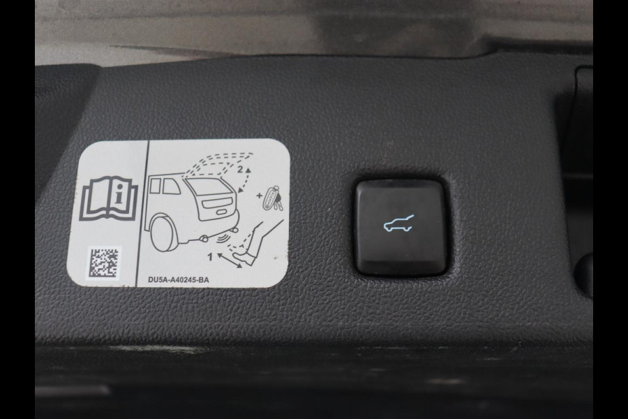 Ford Kuga 2.5 PHEV ST-Line X | Panoramadak | Head-Up | Trekhaak | Stoelverwarming | 360 Camera | B&O Sound | Carplay | Navigatie | Achterbankverwarming | Half leder | Keyless | Plug In