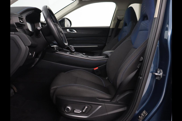 Lynk & Co 01 1.5 Plug In | Panoramadak | Trekhaak | Infinity by Harman | 360 Camera | Adaptive cruise | Stoelverwarming | Carplay | Memory | Full LED | PHEV