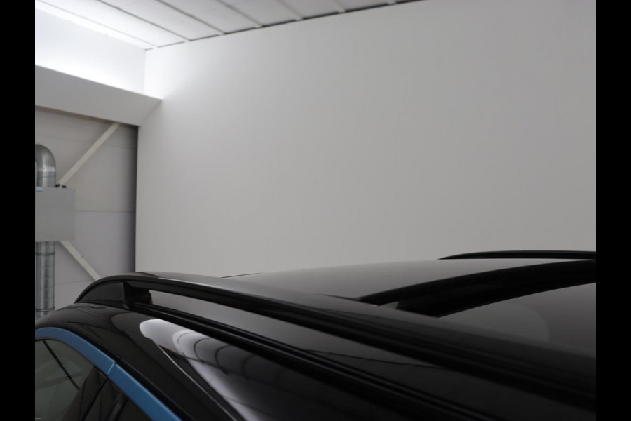 Lynk & Co 01 1.5 Plug In | Panoramadak | Trekhaak | Infinity by Harman | 360 Camera | Adaptive cruise | Stoelverwarming | Carplay | Memory | Full LED | PHEV