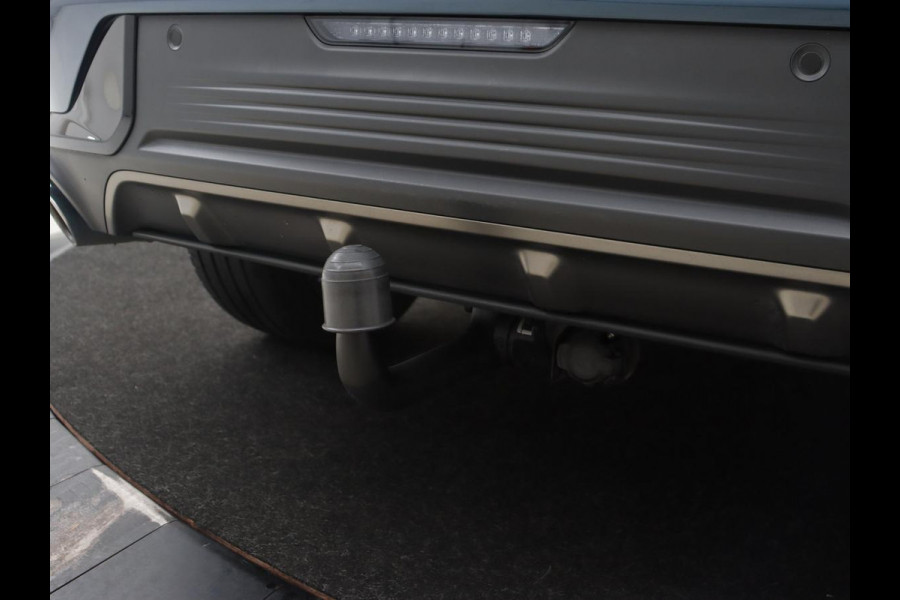 Lynk & Co 01 1.5 Plug In | Panoramadak | Trekhaak | Infinity by Harman | 360 Camera | Adaptive cruise | Stoelverwarming | Carplay | Memory | Full LED | PHEV