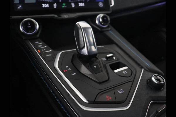 Lynk & Co 01 1.5 Plug In | Panoramadak | Trekhaak | Infinity by Harman | 360 Camera | Adaptive cruise | Stoelverwarming | Carplay | Memory | Full LED | PHEV