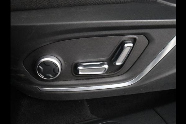 Lynk & Co 01 1.5 Plug In | Panoramadak | Trekhaak | Infinity by Harman | 360 Camera | Adaptive cruise | Stoelverwarming | Carplay | Memory | Full LED | PHEV