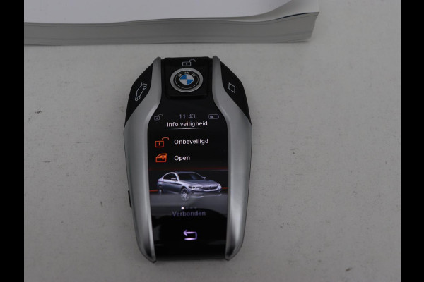 BMW 5 Serie 540i High Executive | 51.800km NAP | Schuifdak | Luxury Line | Leder | 360 Camera | Comfortstoelen | Keyless | Stoelverwarming | Navigatie | Memory | Full LED | Dodehoek detectie | Park Assist