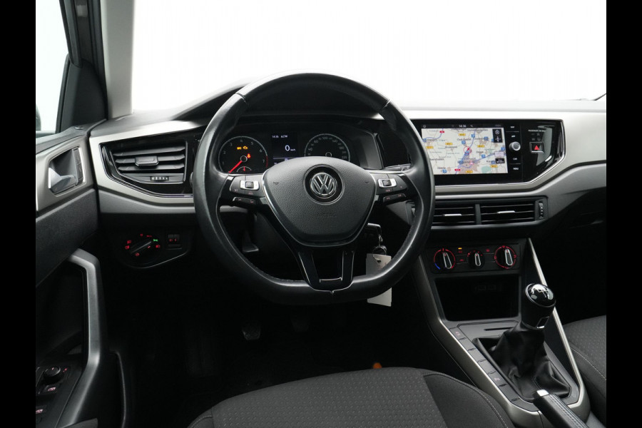 Volkswagen Polo 1.0 TSI 95pk Comfortline Navigatie Carplay Acc Pdc Dab 146